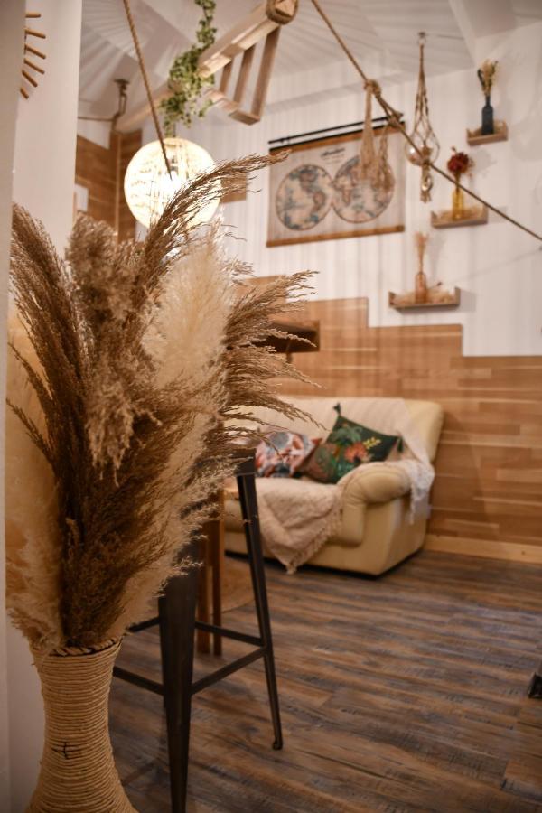 Le Cabanon H24,Atypique,Cosy,Port,Plage,Wifi,Netflix La Seyne-sur-Mer Buitenkant foto
